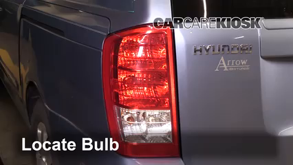 2008 Hyundai Entourage GLS 3.8L V6 Éclairage Feu clignotant arrière (remplacer l'ampoule)